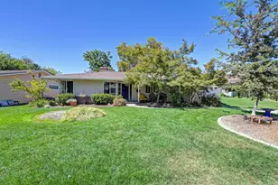 4045 Esperanza Dr, Sacramento, CA 95864 - Photo 48