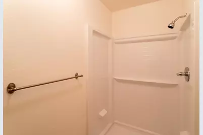 8208 Cottonfield Way, Sacramento, CA 95828 - Photo 32