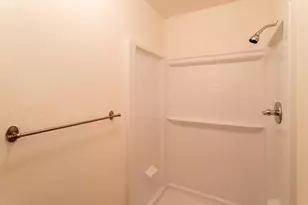 8208 Cottonfield Way, Sacramento, CA 95828 - Photo 32