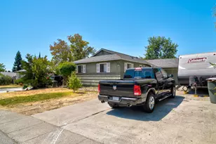5013 Dewey Dr, Fair Oaks, CA 95628 - Photo 2