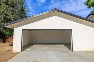 408 Palm Ave, Modesto, CA 95350 - Photo 38