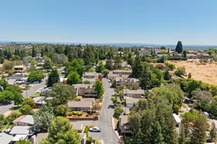 12192 Summer Ridge Dr, Auburn, CA 95603 - Photo 36
