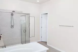 2104 Melody Ln, Modesto, CA 95355 - Photo 26