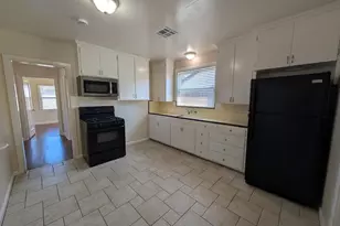 1655 Middlefield Ave, Stockton, CA 95204 - Photo 6