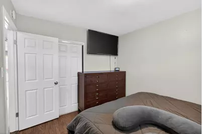 4960 Bradford Drive, Sacramento, CA 95820 - Photo 28
