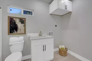 5486 Feather River Blvd, Linda, CA 95961 - Photo 10