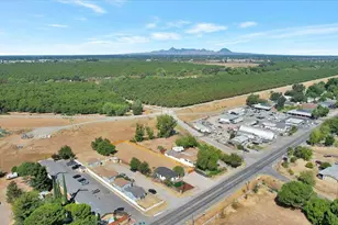 5486 Feather River Blvd, Linda, CA 95961 - Photo 36