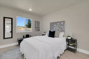5486 Feather River Blvd, Linda, CA 95961 - Photo 6