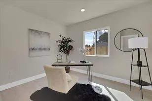 5486 Feather River Blvd, Linda, CA 95961 - Photo 8