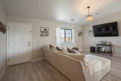 2172 Tatum Avenue, Dos Palos, CA 93620 - Photo 8
