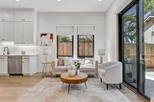 2713 Democracy Alley, Sacramento, CA 95816 - Photo 12