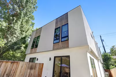 2713 Democracy Alley, Sacramento, CA 95816 - Photo 38