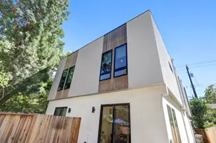 2713 Democracy Alley, Sacramento, CA 95816 - Photo 38