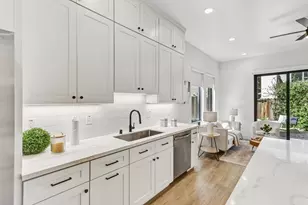 2713 Democracy Alley, Sacramento, CA 95816 - Photo 6