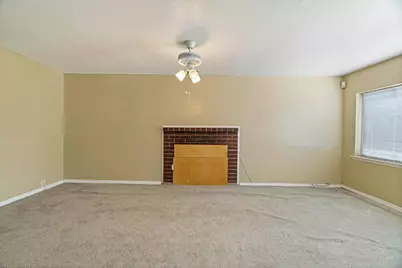 6209 Vista Avenue, Sacramento, CA 95824 - Photo 8