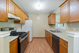 6209 Vista Ave, Sacramento, CA 95824 - Photo 12