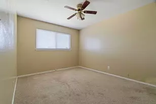6209 Vista Ave, Sacramento, CA 95824 - Photo 18