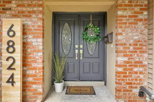 6824 Oaklawn Way, Fair Oaks, CA 95628 - Photo 2