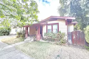 1927 I St, Merced, CA 95340 - Photo 2