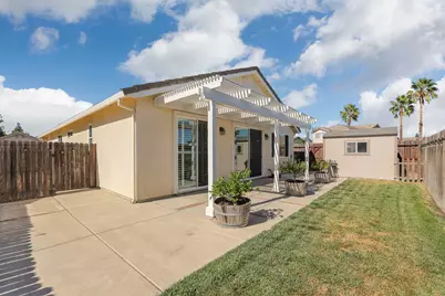 894 Strathaven Way, Galt, CA 95632 - Photo 36