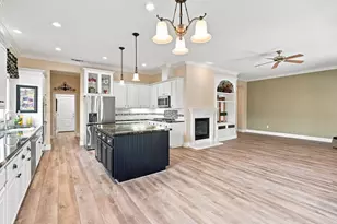 9231 Forestberry Way, El Dorado Hills, CA 95762 - Photo 14