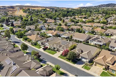 9231 Forestberry Way, El Dorado Hills, CA 95762 - Photo 42