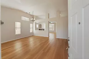 933 Lake Canyon Ave, Galt, CA 95632 - Photo 6