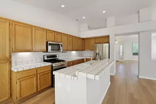 933 Lake Canyon Ave, Galt, CA 95632 - Photo 16