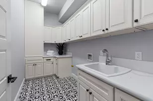 2586 Clubhouse Dr, Rocklin, CA 95765 - Photo 18