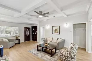 2038 Markham Wy, Sacramento, CA 95818 - Photo 10