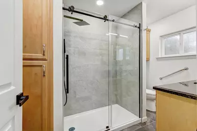 2038 Markham Way, Sacramento, CA 95818 - Photo 32