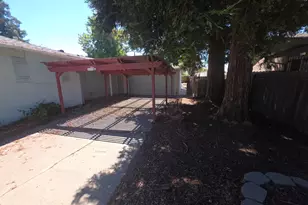 7910 Lorin Ave, Sacramento, CA 95828 - Photo 24