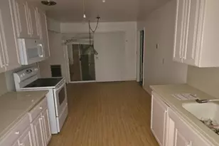 7910 Lorin Ave, Sacramento, CA 95828 - Photo 6