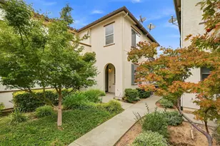 8298 Crystal Walk Cir, Elk Grove, CA 95758 - Photo 2