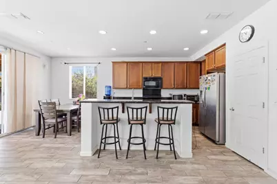 708 Liberty Point, Lathrop, CA 95330 - Photo 14