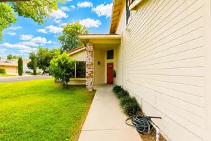 1720 Shadewood Dr, Modesto, CA 95355 - Photo 2
