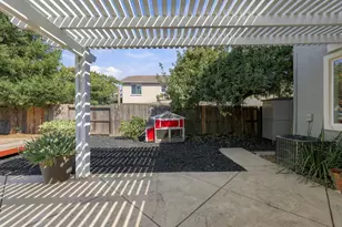 9367 Healon Way, Elk Grove, CA 95624 - Photo 48