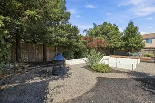 9367 Healon Way, Elk Grove, CA 95624 - Photo 54