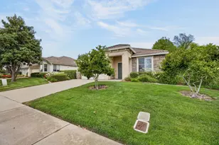 2100 Ranch Bluff Way, El Dorado Hills, CA 95762 - Photo 2