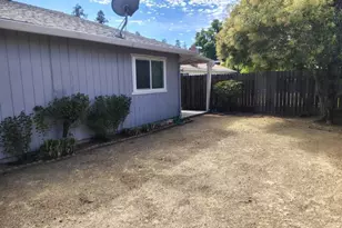 7246 Fletcher Farm Dr, Sacramento, CA 95828 - Photo 42