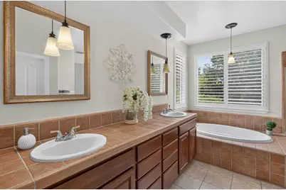 5716 Alder Bridge Court, Elk Grove, CA 95757 - Photo 60