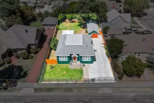 1515 W Harding Way, Stockton, CA 95203 - Photo 1