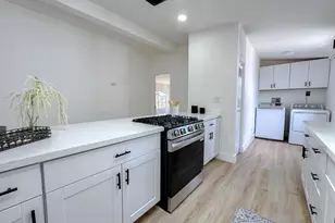 White River Ln, Sacramento, CA 95842 - Photo 18