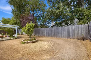 8309 Villaview Dr, Citrus Heights, CA 95621 - Photo 28