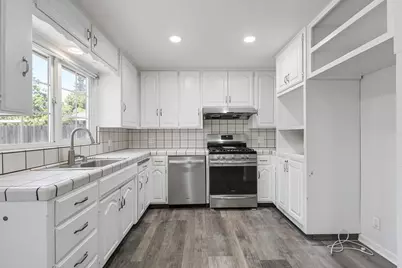 1701 College Avenue, Modesto, CA 95350 - Photo 30