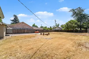 1701 College Ave, Modesto, CA 95350 - Photo 26