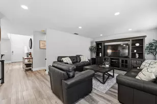 1916 Hillock Ct, Rocklin, CA 95765 - Photo 16