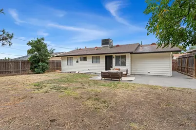 7304 Hutchins Way, North Highlands, CA 95660 - Photo 18