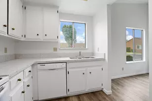 611 Brandywine Dr, Lodi, CA 95240 - Photo 14