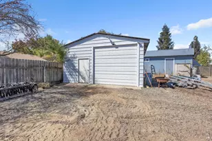 7028 26th St, Rio Linda, CA 95673 - Photo 44